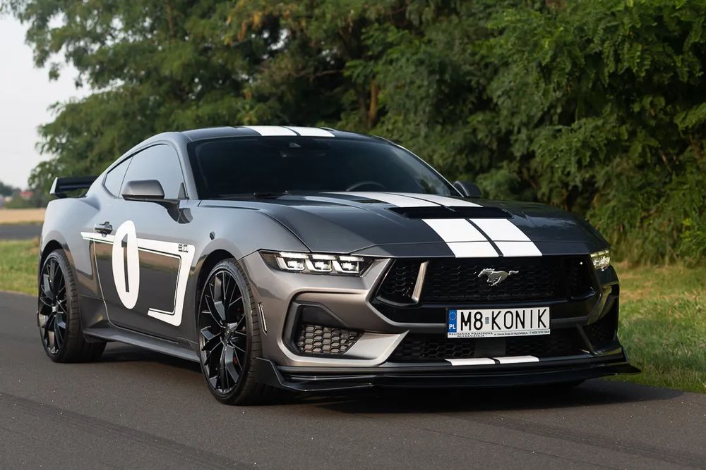 Ford Mustang 2024