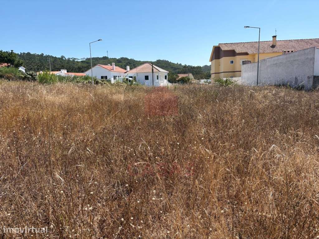 Lote Urbano para Construção de Moradia - Excelente Localização na C...-8