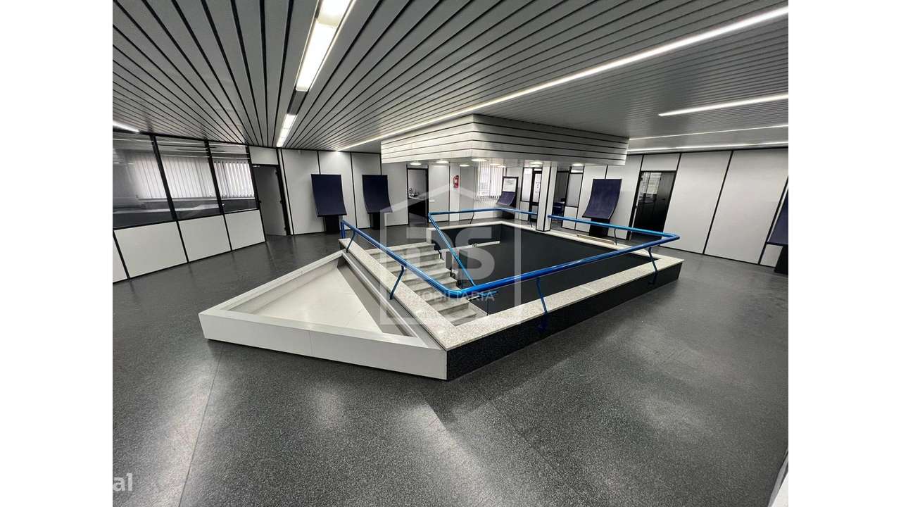 Armazém  Venda em Marinha Grande,Marinha Grande - Grande imagem: 4/44