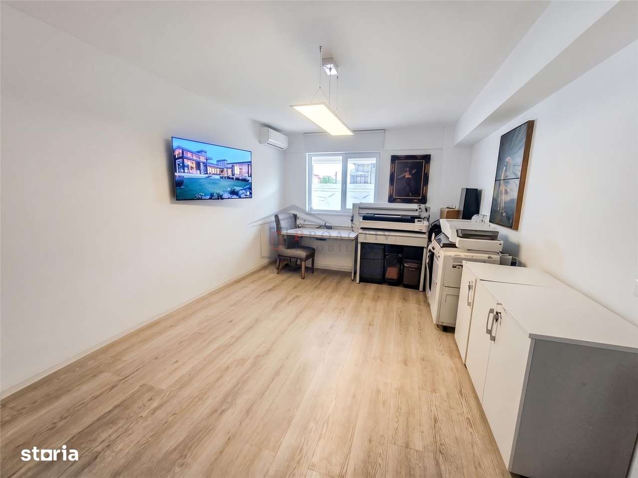 Spațiu 141mp | Bloc Nou | 3 Parcari | Vis-a-vis Santa Fe S-962-1