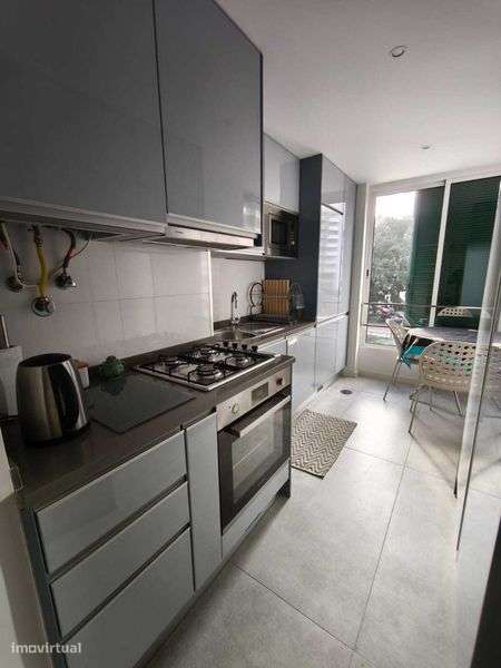 Apartamento/Condomínio com 2 quartos e 1 casa de banho - Grande imagem: 4/10