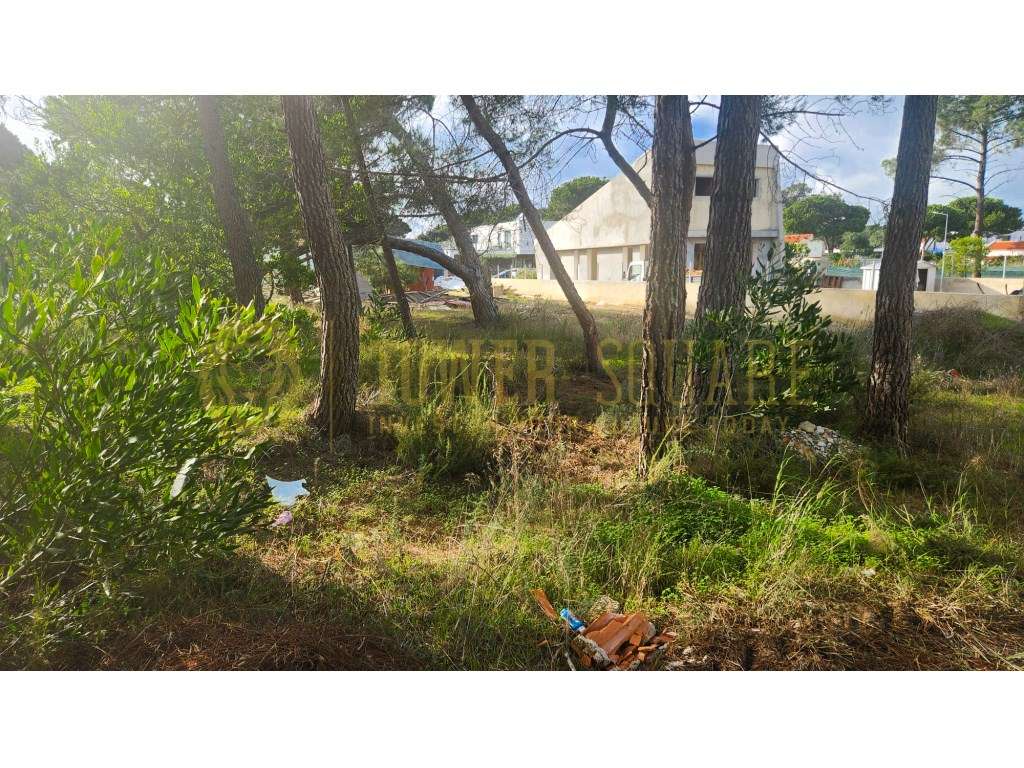 Terreno em Lagoa de Albufeira-12