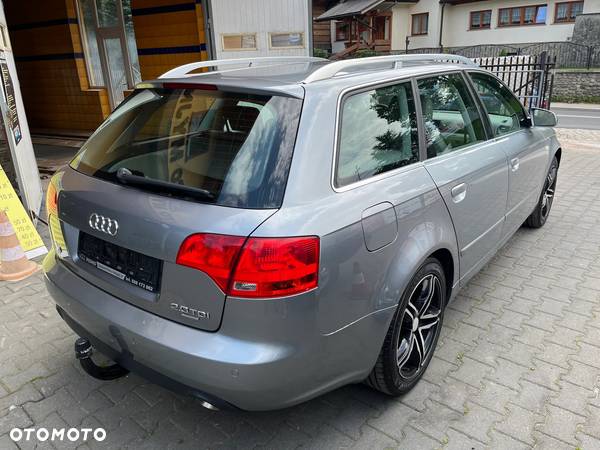 Audi A4 2.0 TDI Quattro - 8