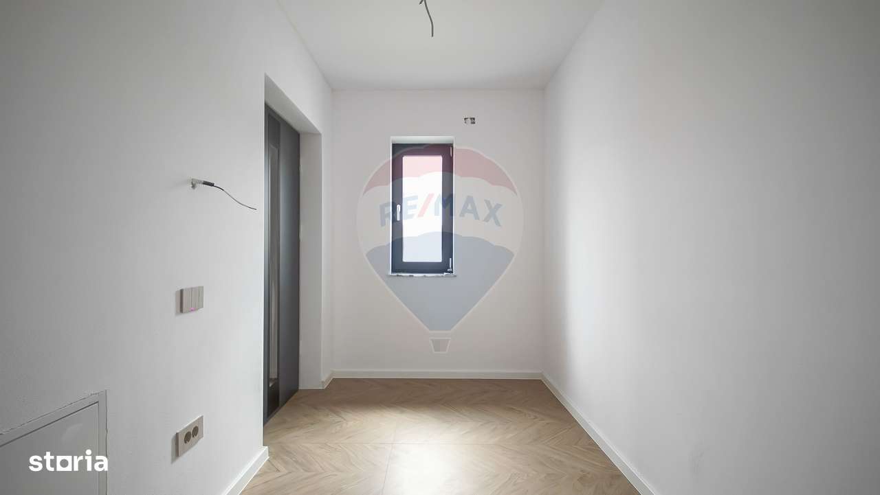 Comision 0 %! Casă cu 4 camere de vânzare în zona Stupini! - Imagine principală: 4/20