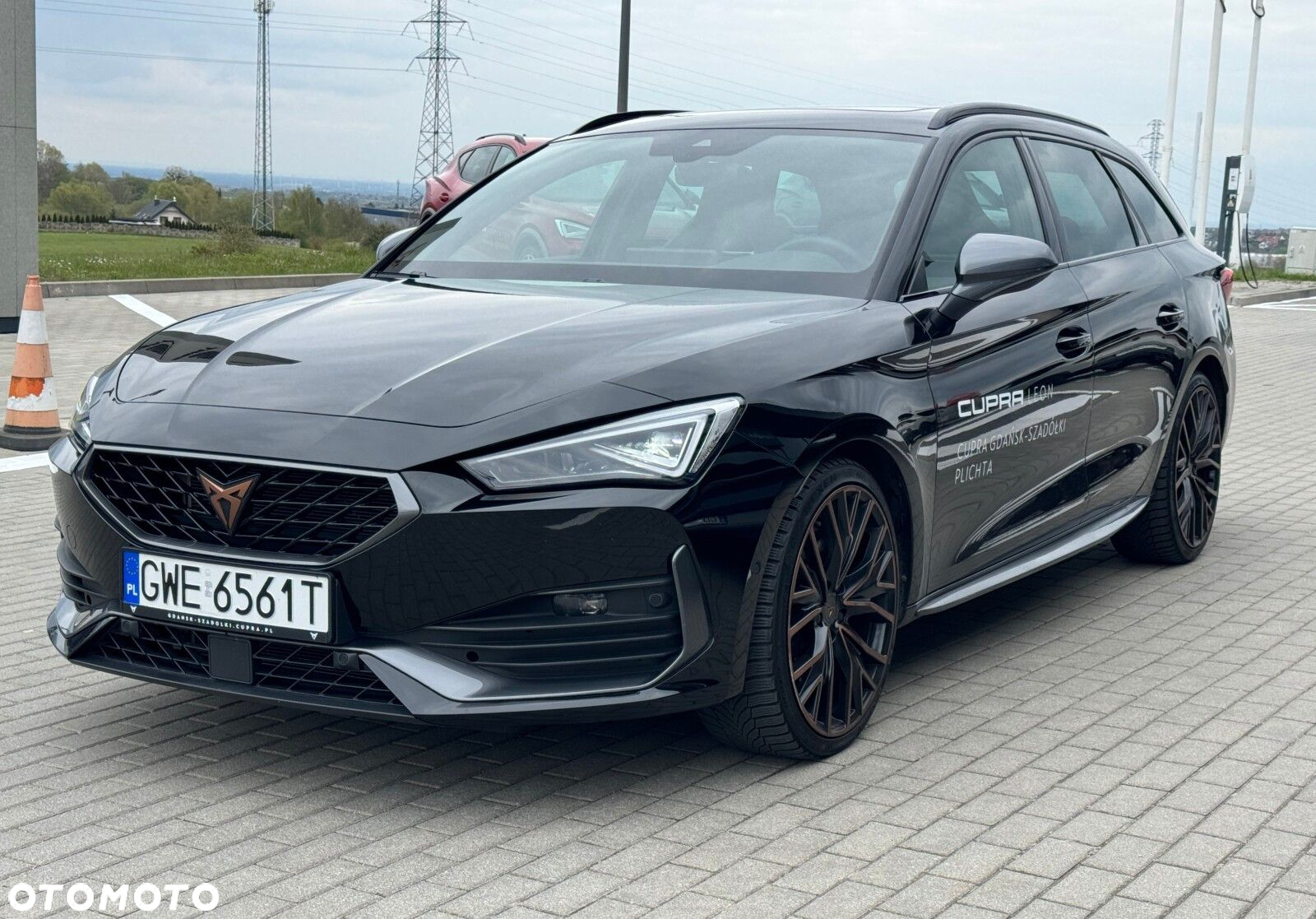 Cupra Leon 2.0 TSI 4Drive VZ DSG - 3