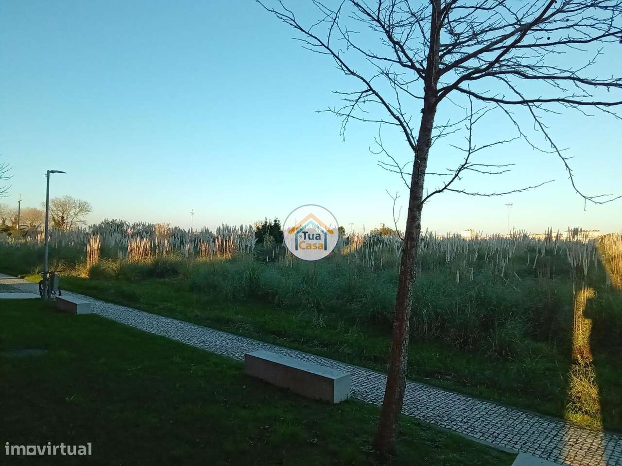 Terreno Urbano com Projeto Aprovado de Residência Universitária em Ave - Grande imagem: 3/17