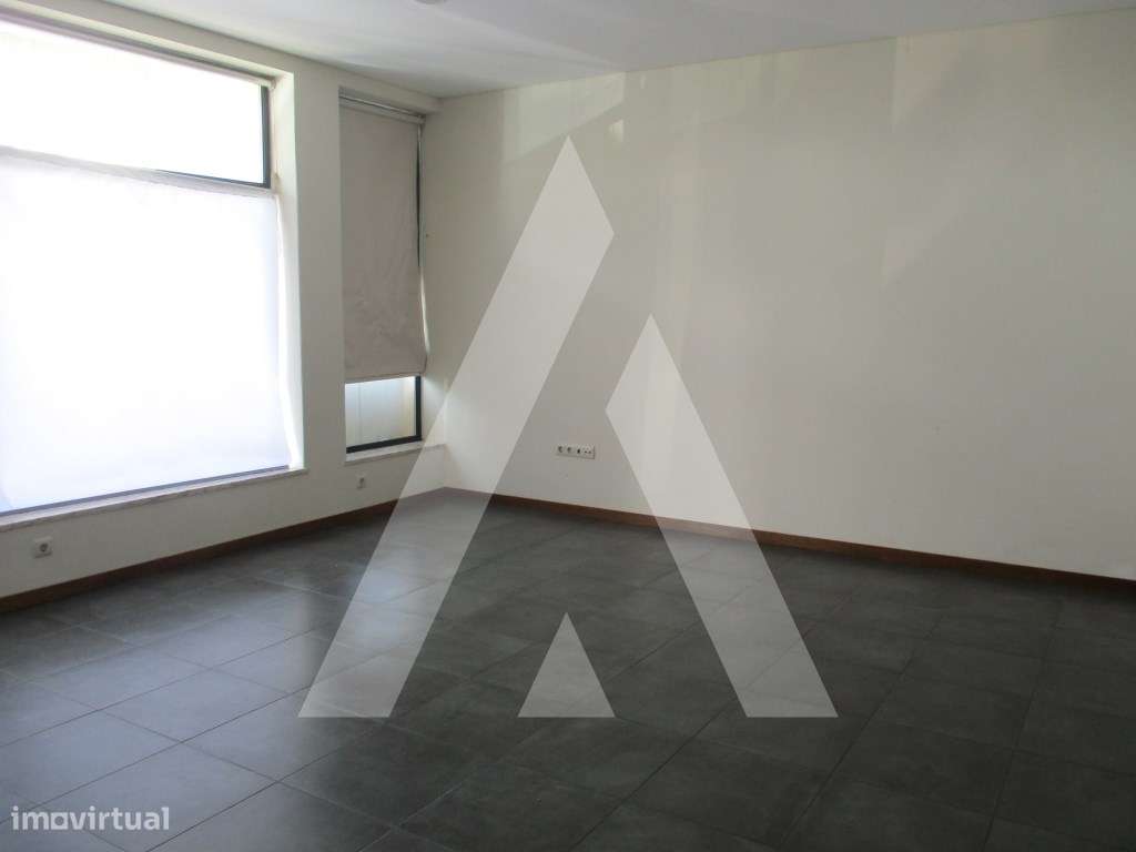 Apartamento T2 no centro de Oliveira do Bairro - Grande imagem: 4/13