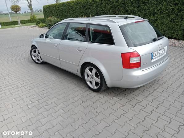 Audi A4 Avant 1.9 TDI Multitronic - 4