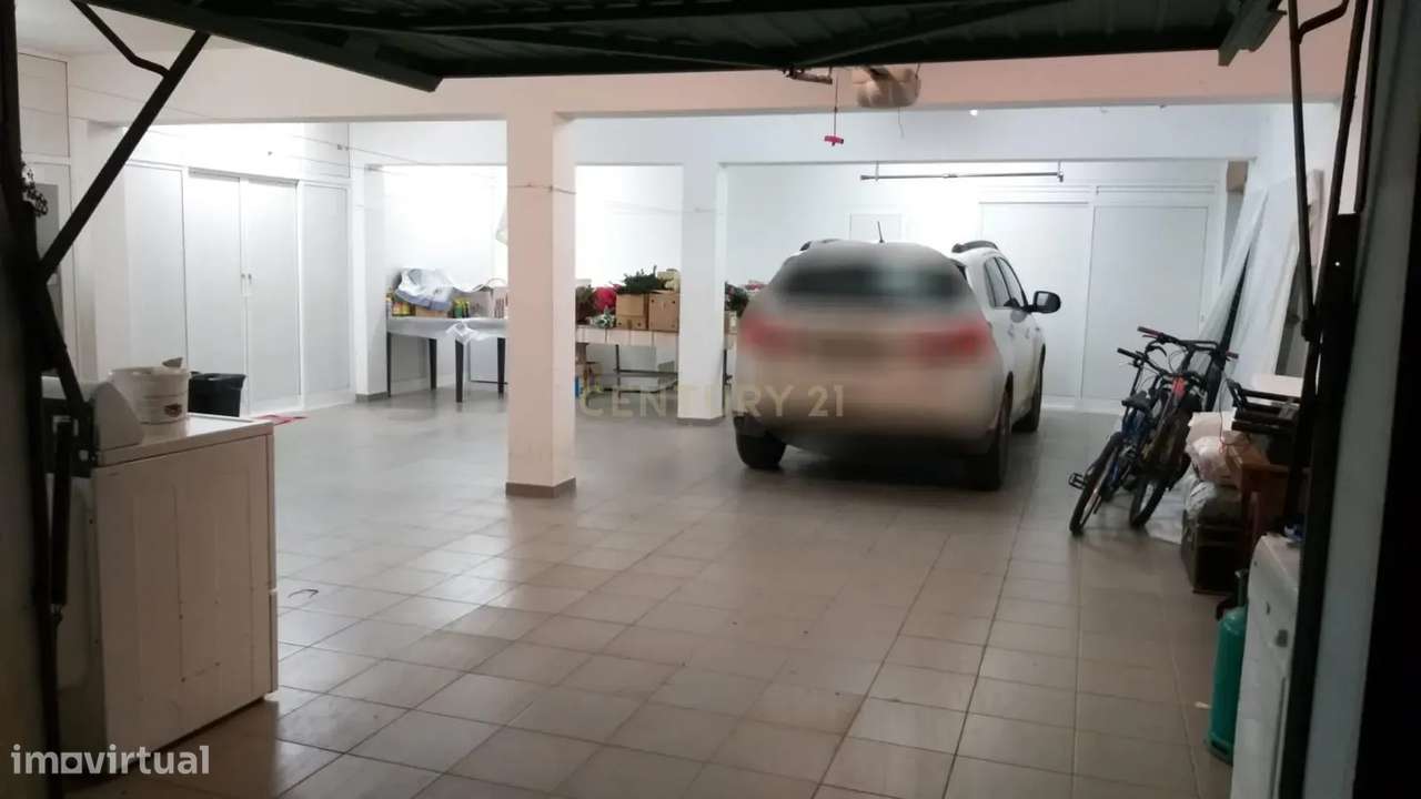 Moradia T3 em Santa Bárbara - Ilha Terceira-25