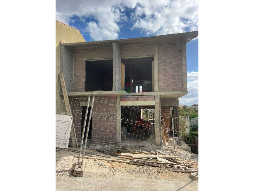 Moradia T3+1 - em construção - Dianteiro, Coimbra - Grande imagem: 3/19