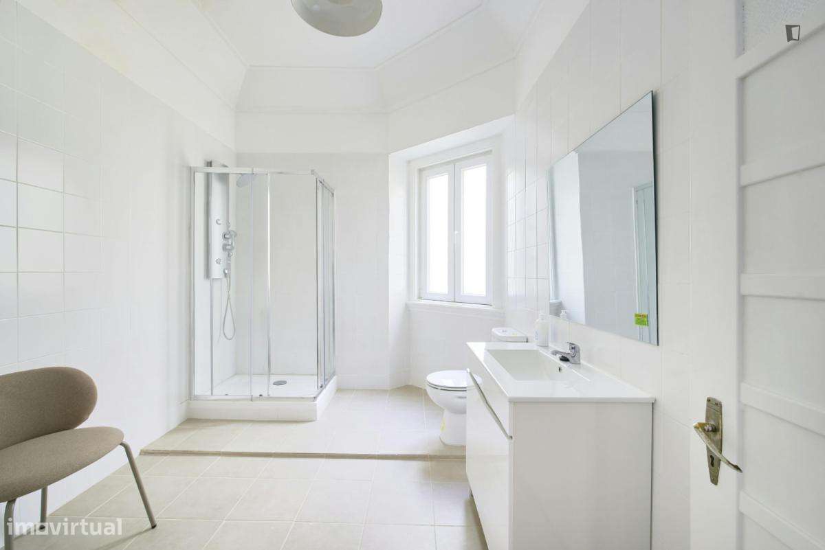 Quarto - localizado em Avenida da Liberdade Lisbon - Grande imagem: 4/26