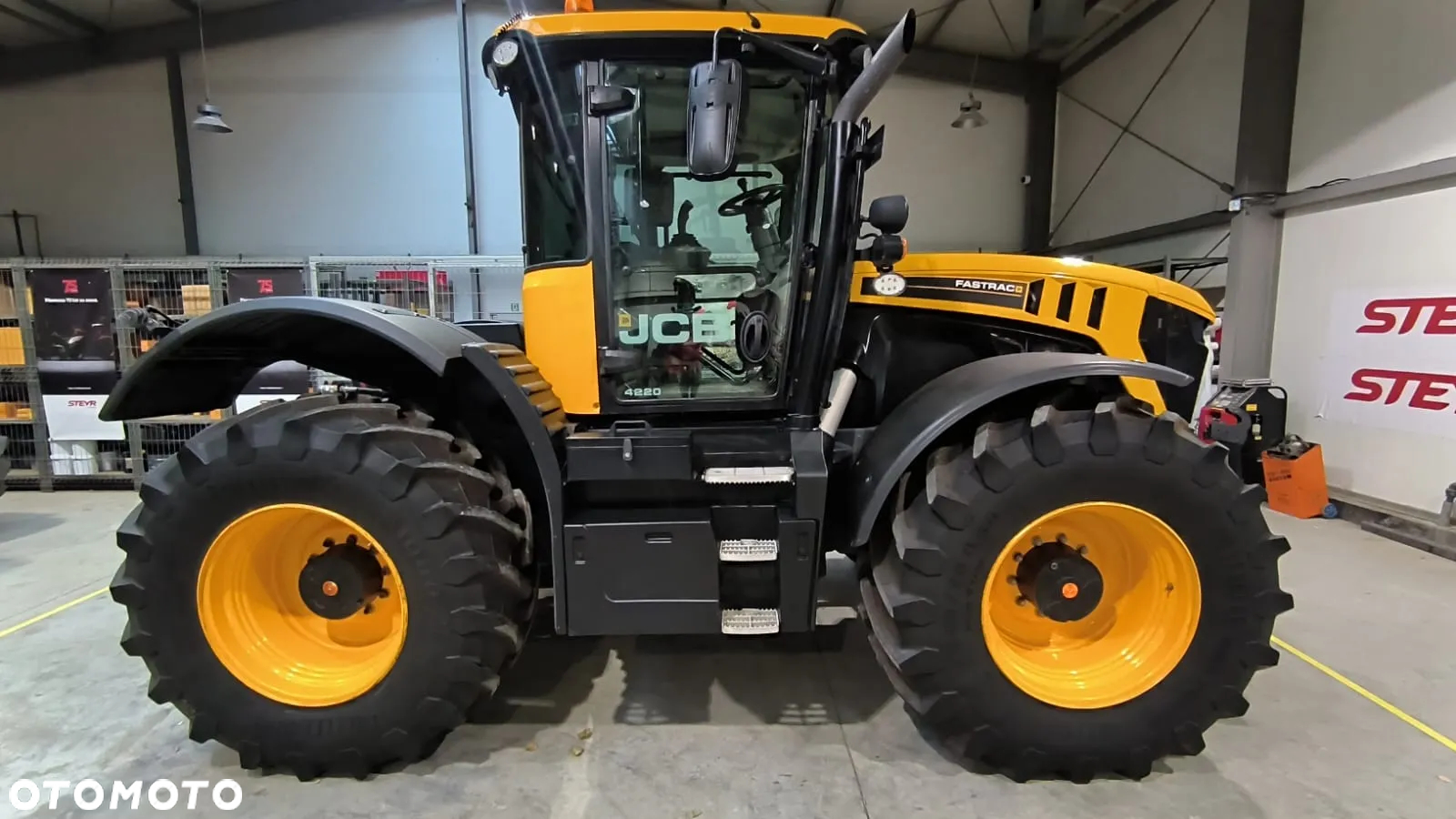 JCB Fastrac 4220 - 2