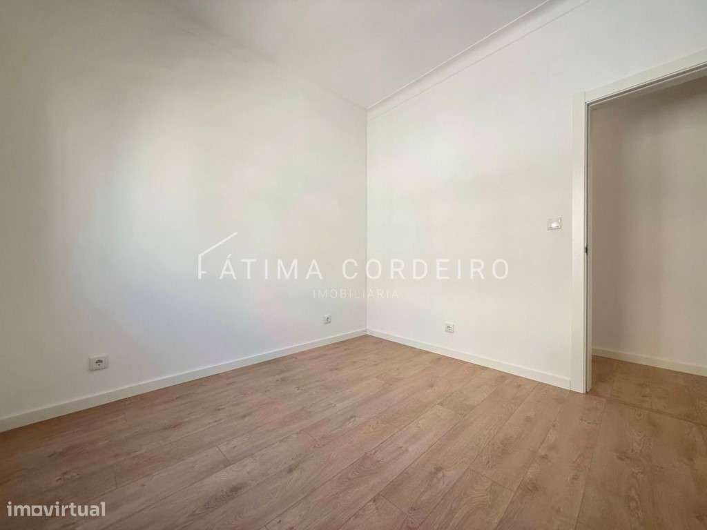 T2 completamente remodelado Praça Gil Vicente-7