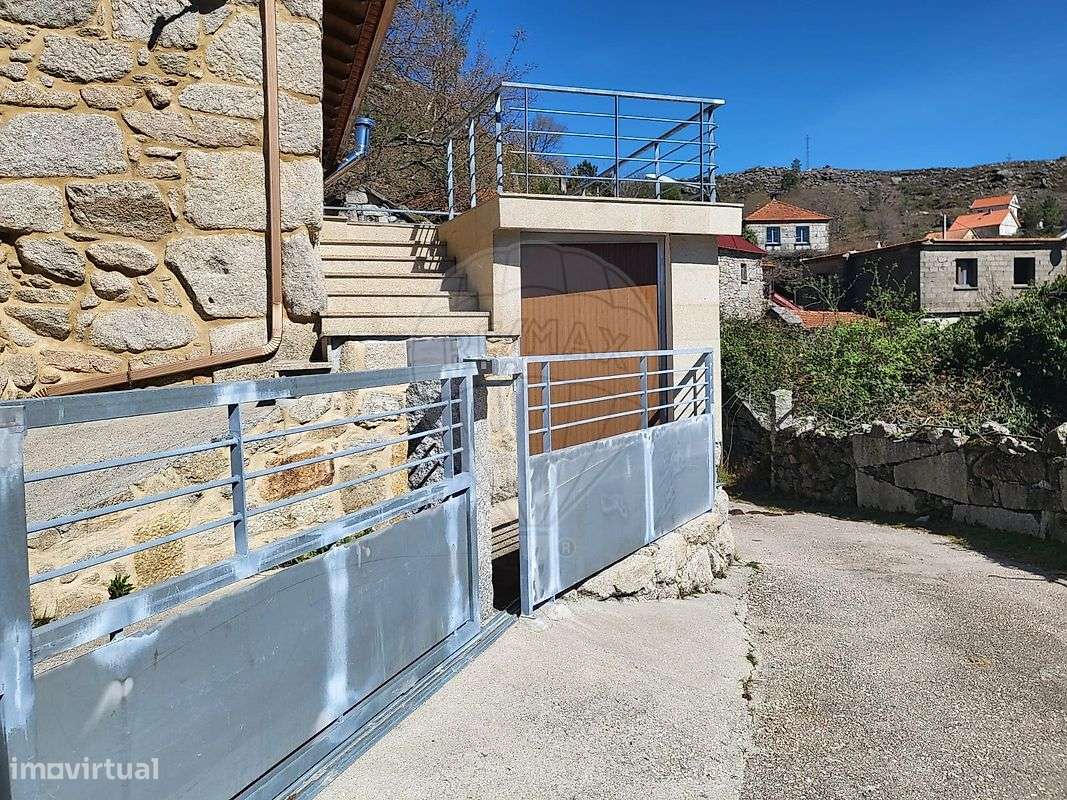 Moradia T1 para venda - Grande imagem: 4/29