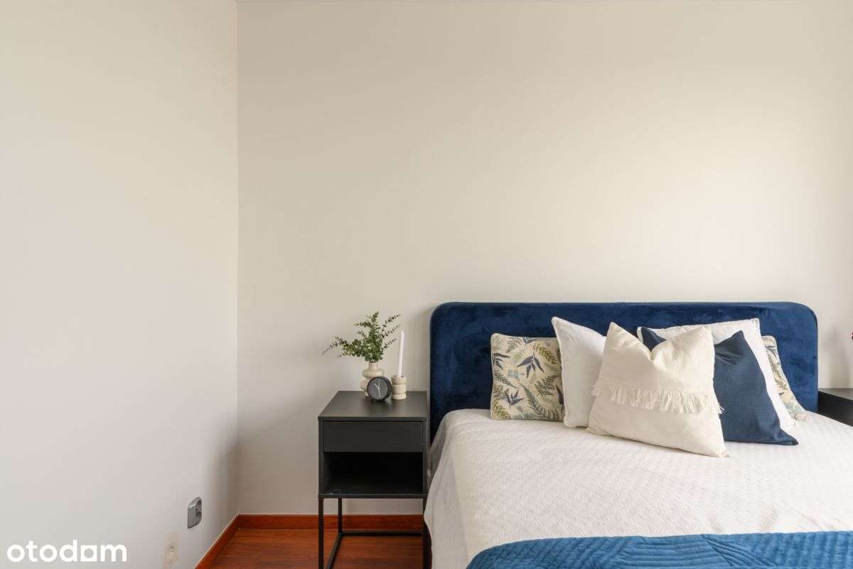 Jasne mieszkanie przy Metrze Trocka-0