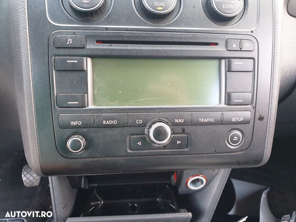 Navigatie RNS300 Radio CD Player Volkswagen Passat CC 2009 - 2012 Cod rns300sdgb1 - 2