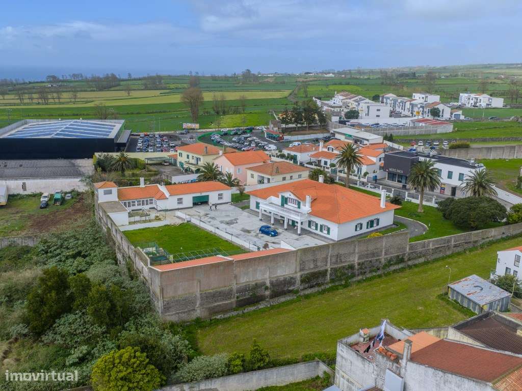 Moradia Imponente e Isolada nos Arrifes Privacidade, Espaço e Vista...-58