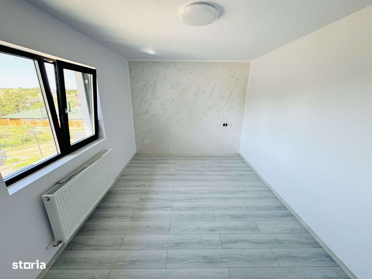 Langa ASFALT! CANALIZARE! Casa 4 camere, Valea lupului - Imagine principală: 5/7