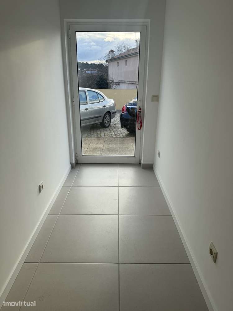 Imóvel Comercial de 62m² para Arrendar - Grande imagem: 3/6