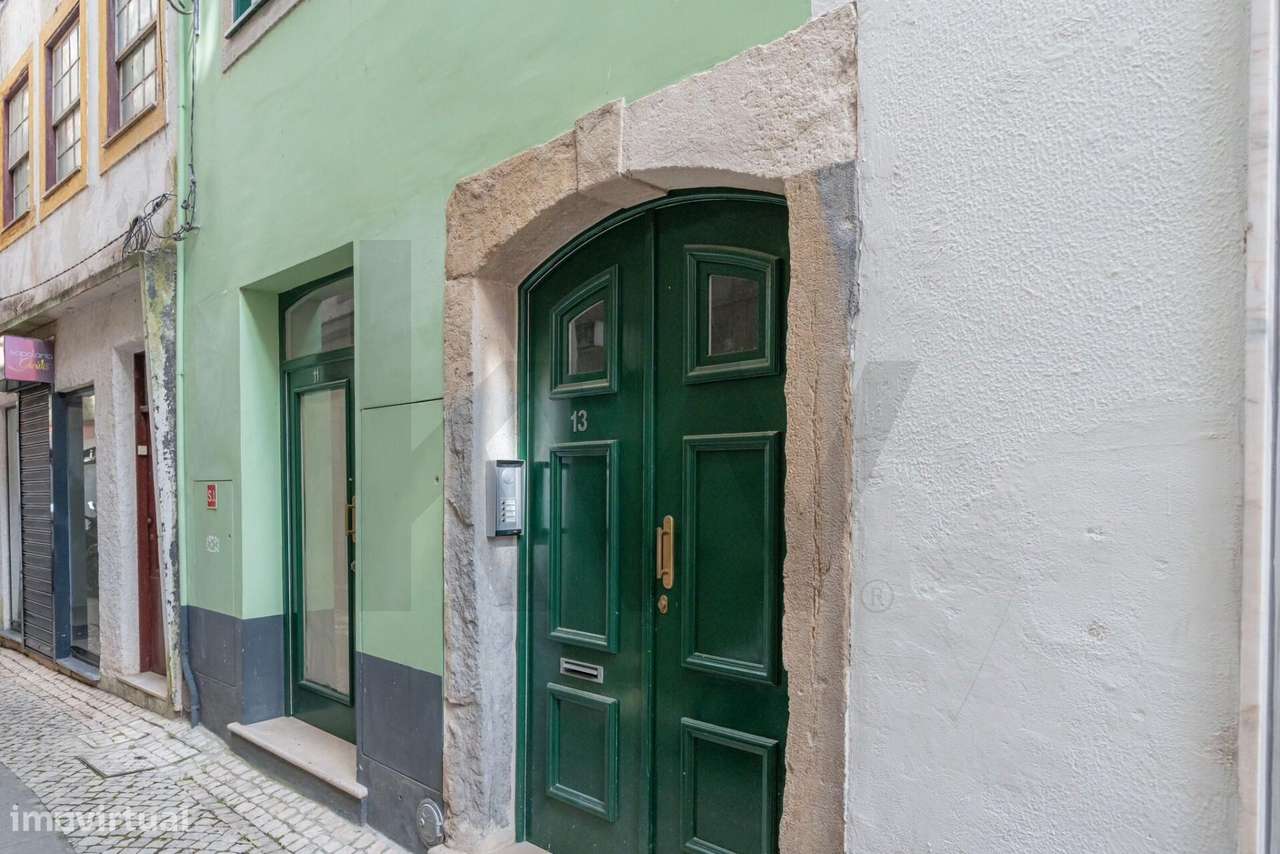 Estúdio T0 no Centro Histórico de Coimbra com Despesas Incluídas – A E - Grande imagem: 4/8