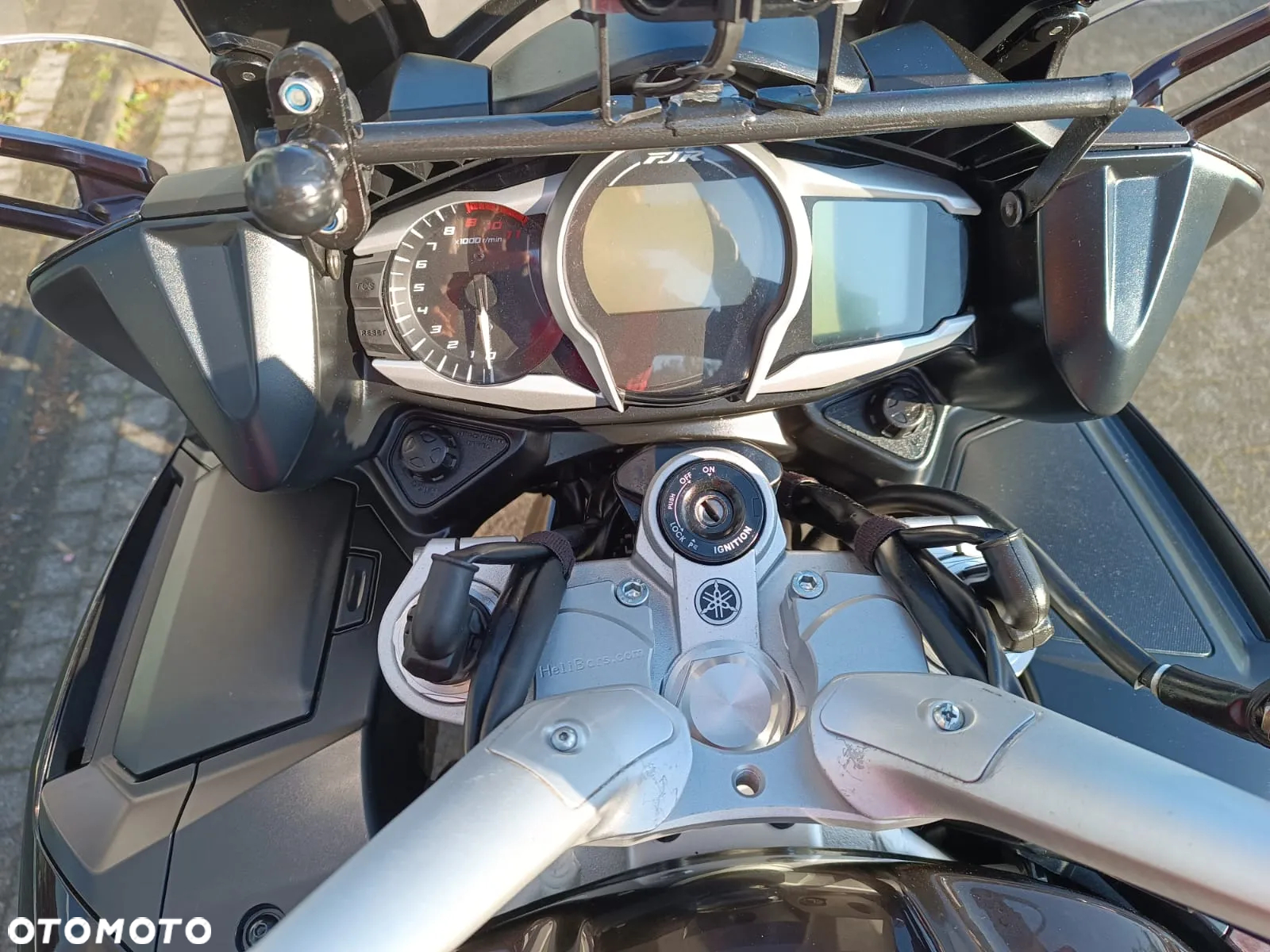 Yamaha FJR - 2