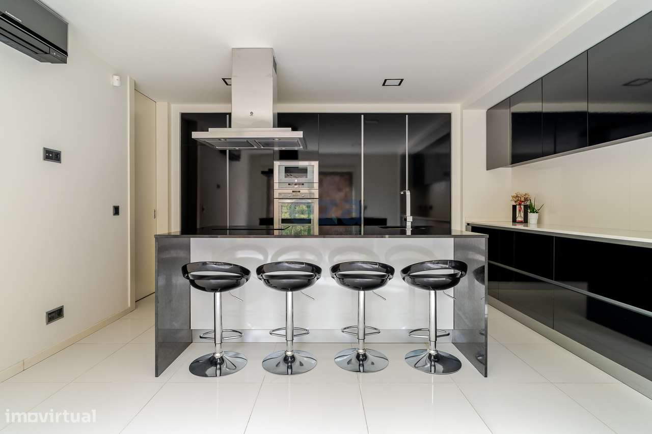 Moradia T5 em Balança, Terras de Bouro.-6