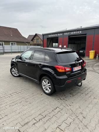 Mitsubishi ASX 1.8 DI-D 2WD Comfort Edition - 6