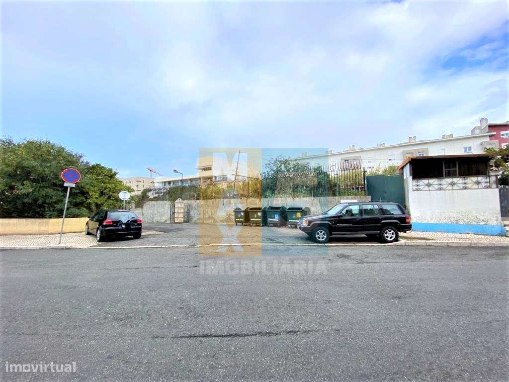 Terreno urbanizável com 2.000 m2 na Ajuda (Próximo Polo Universitário) - Grande imagem: 5/11