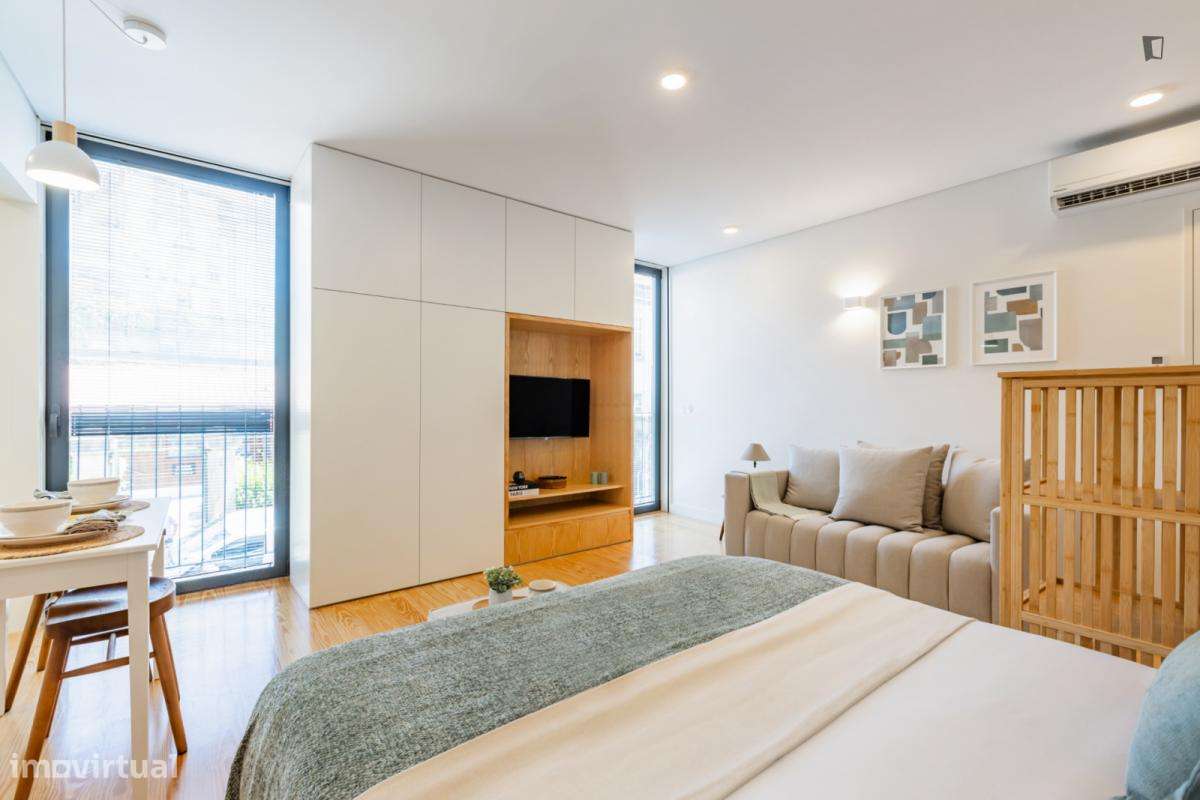 Estúdio - localizado em Porto - Grande imagem: 3/28