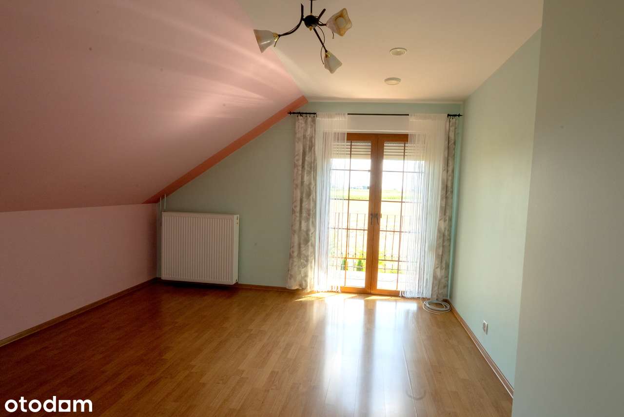 Dom z fotowoltaiką i pięknym ogrodem | 210 m² | widok na góry-12