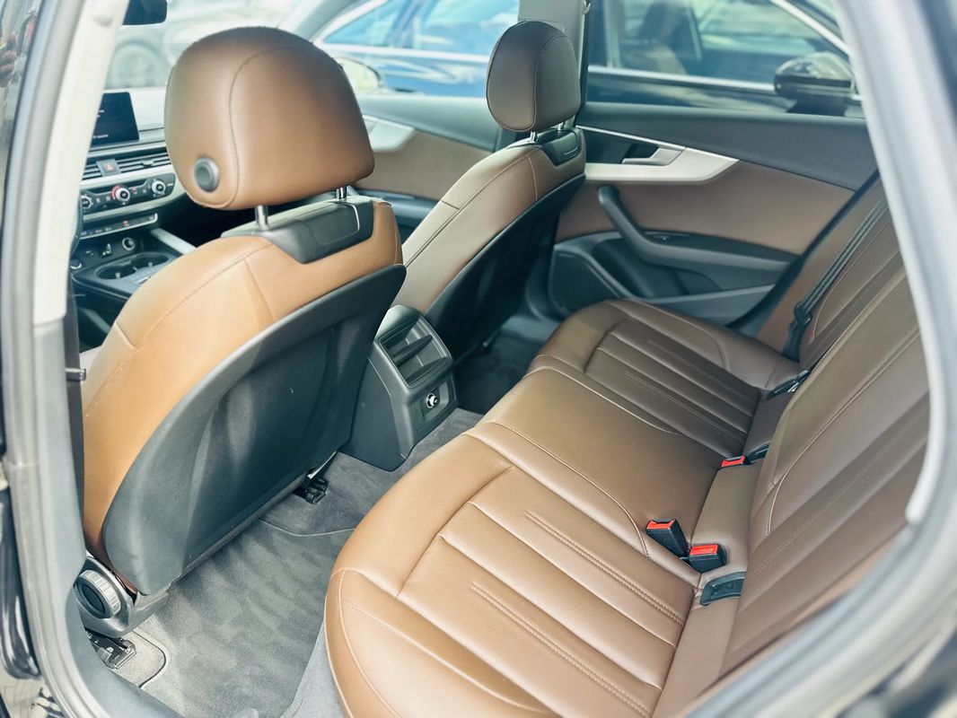Audi A4 40 TFSI S tronic Advanced - 37