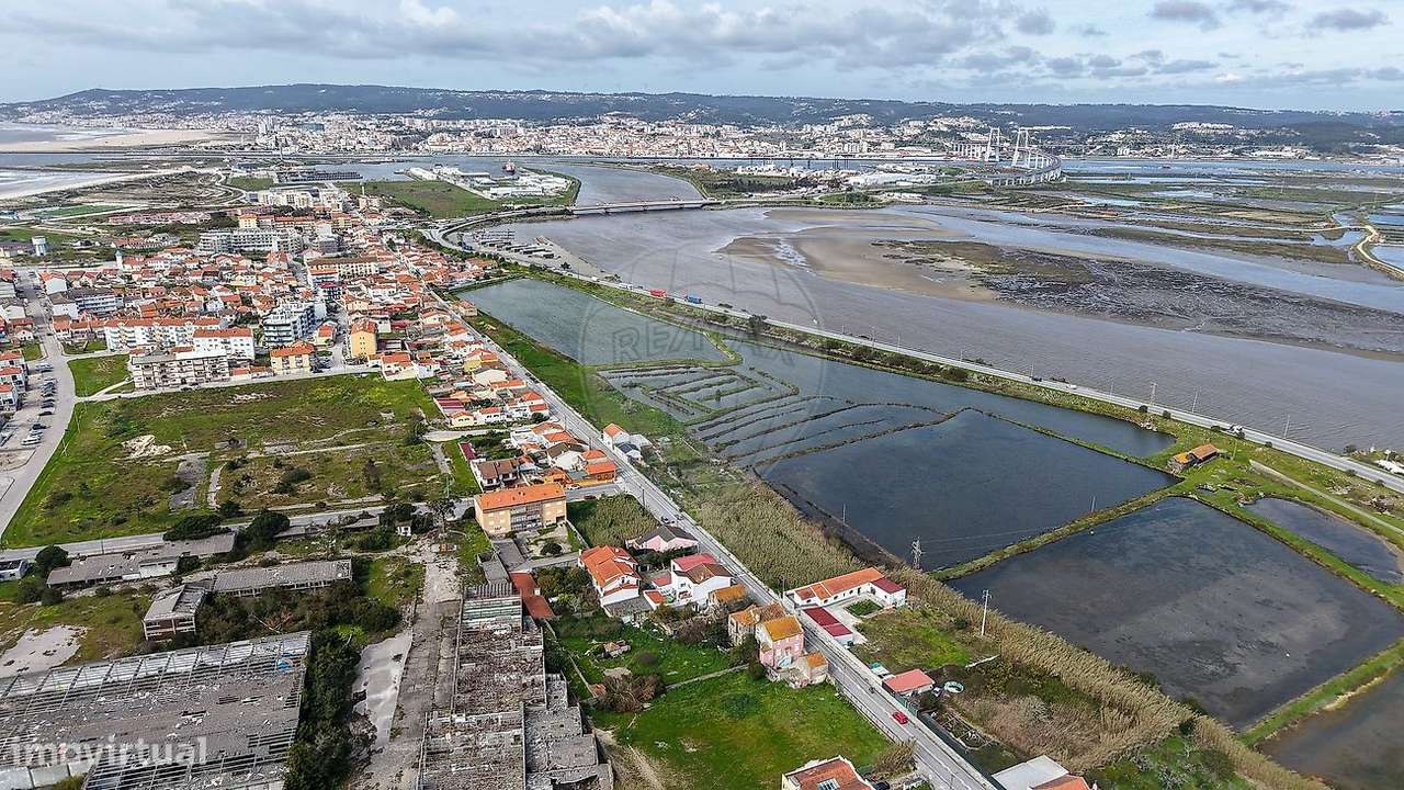 Terreno  para venda - Grande imagem: 2/12