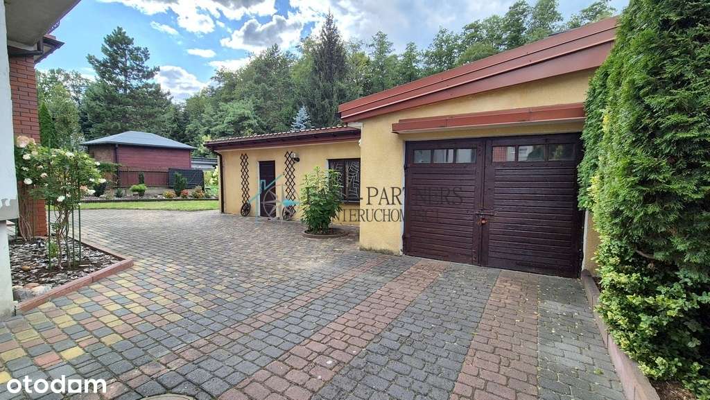 Idealne Miejsce Pod Inwestycje- Działka- 1074 m2-6