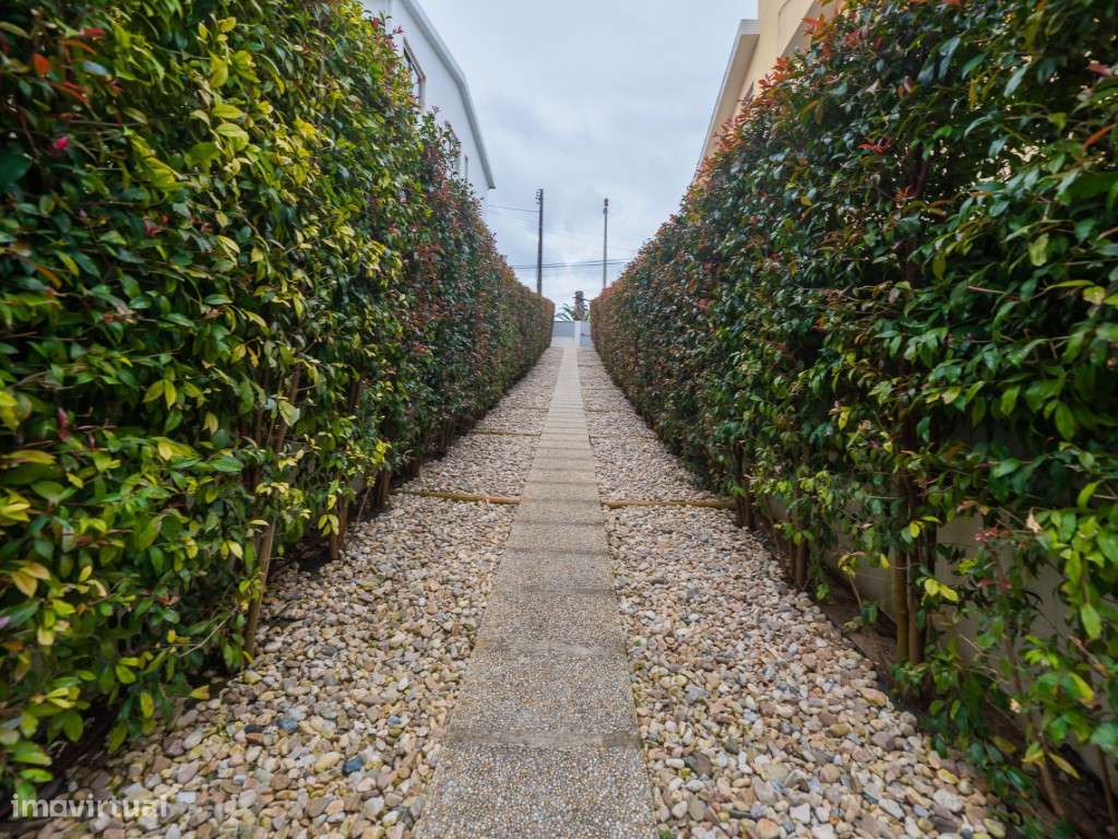 T2 em Condomínio Privado, São João Estoril-38