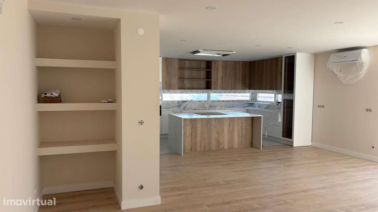 Moradia independente à venda em Famões, Odivelas-17