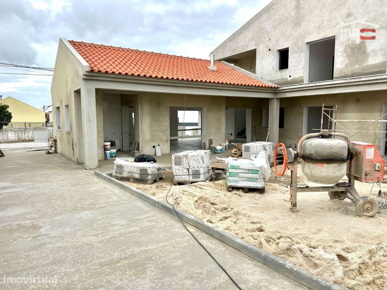 Incrível Moradia T4+1 - Com 612M2 de Terreno-28