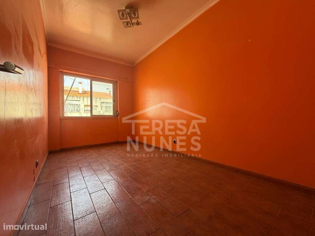 APARTAMENTO T3 + 1 - ARRENTELA / SEIXAL-6