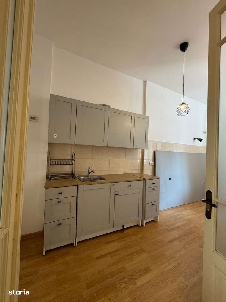 2 ETAJE DE INCHIRIAT Piata Amzei- Piata Romana IM507 - Imagine principală: 4/20