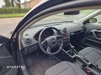 Audi A3 1.6 Ambiente - 12