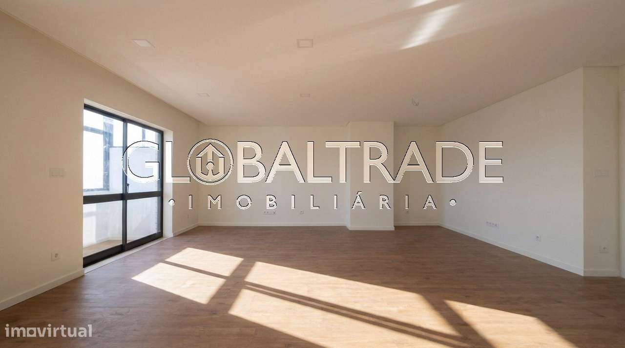 Apartamento T2 Renovado & Equipado em Matosinhos-13