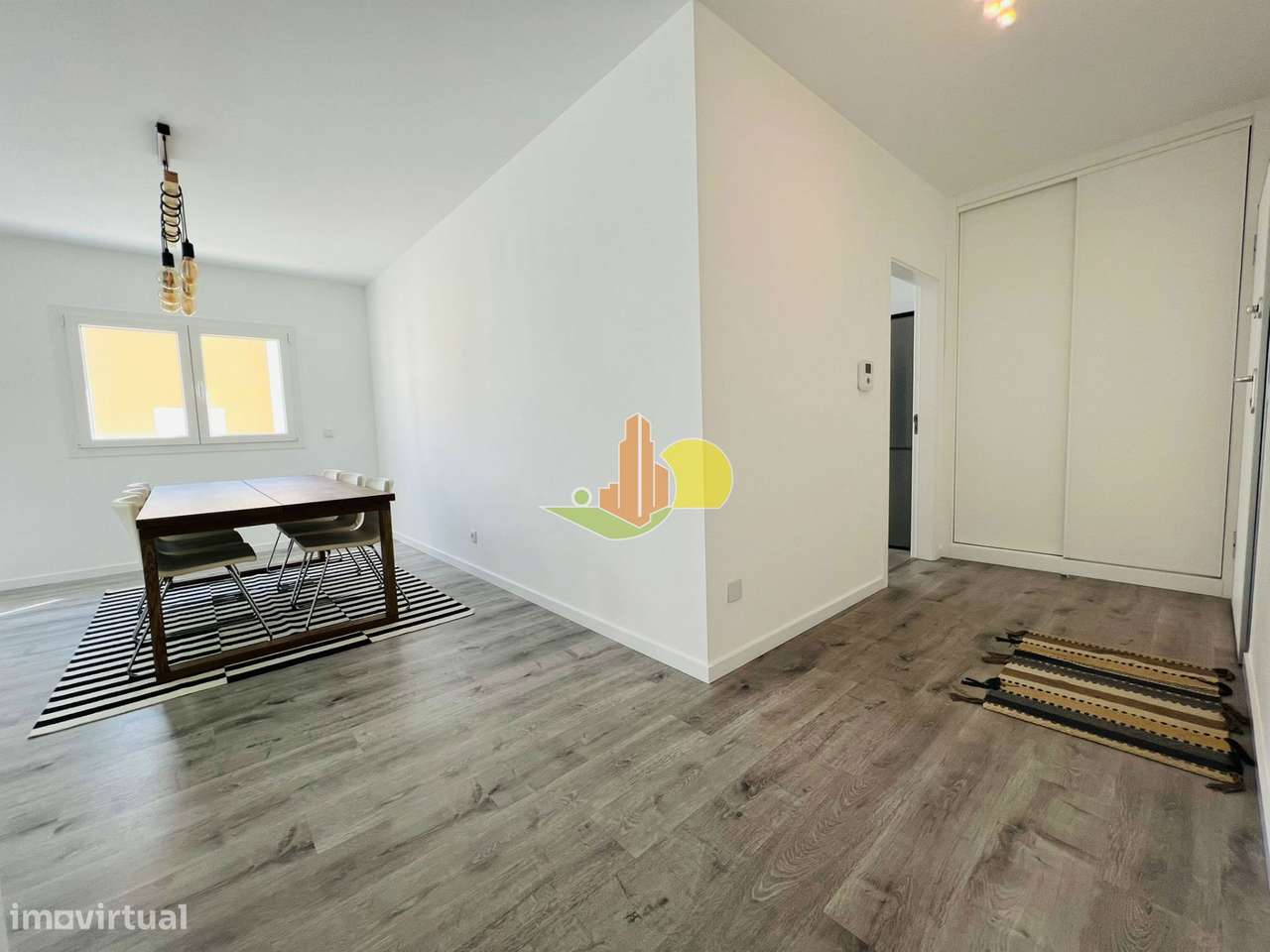 T2 c/ Garagem - Condomínio c/ Piscina-11