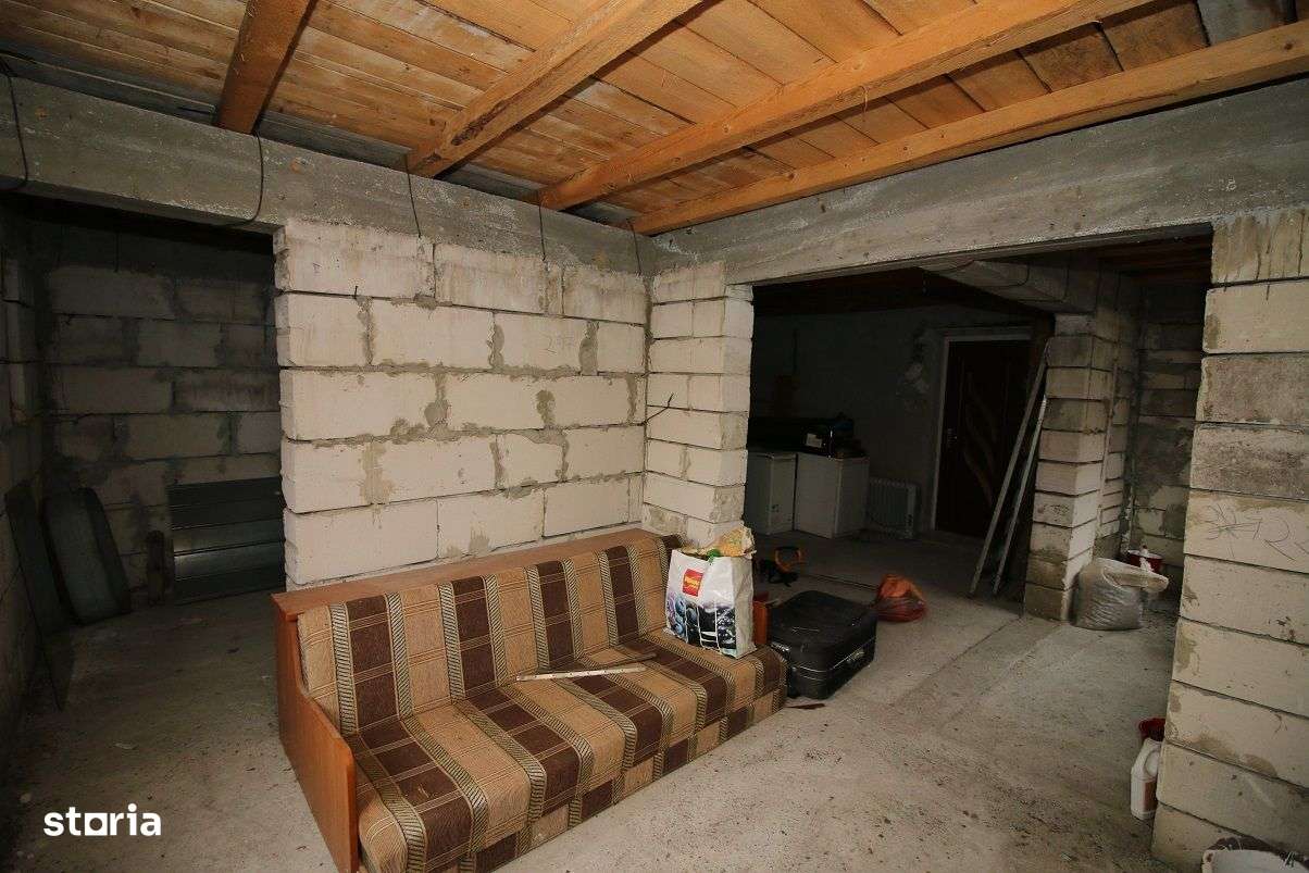 Casa In Bacau 706 mp 80 mp Utili negociabil - Imagine principală: 5/18