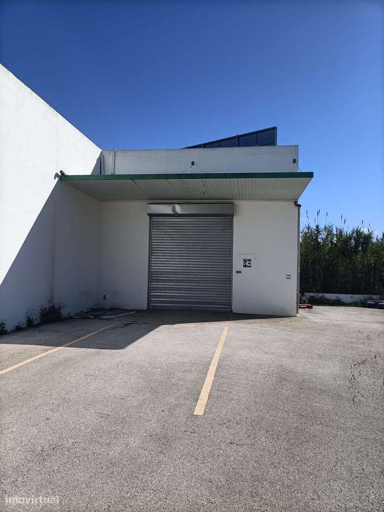 Armazém com 500 m2 - Grande imagem: 4/14