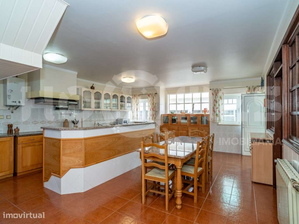 Moradia | Qualidade de Construção | Anexos | Jardim | Garagem | Charme-27