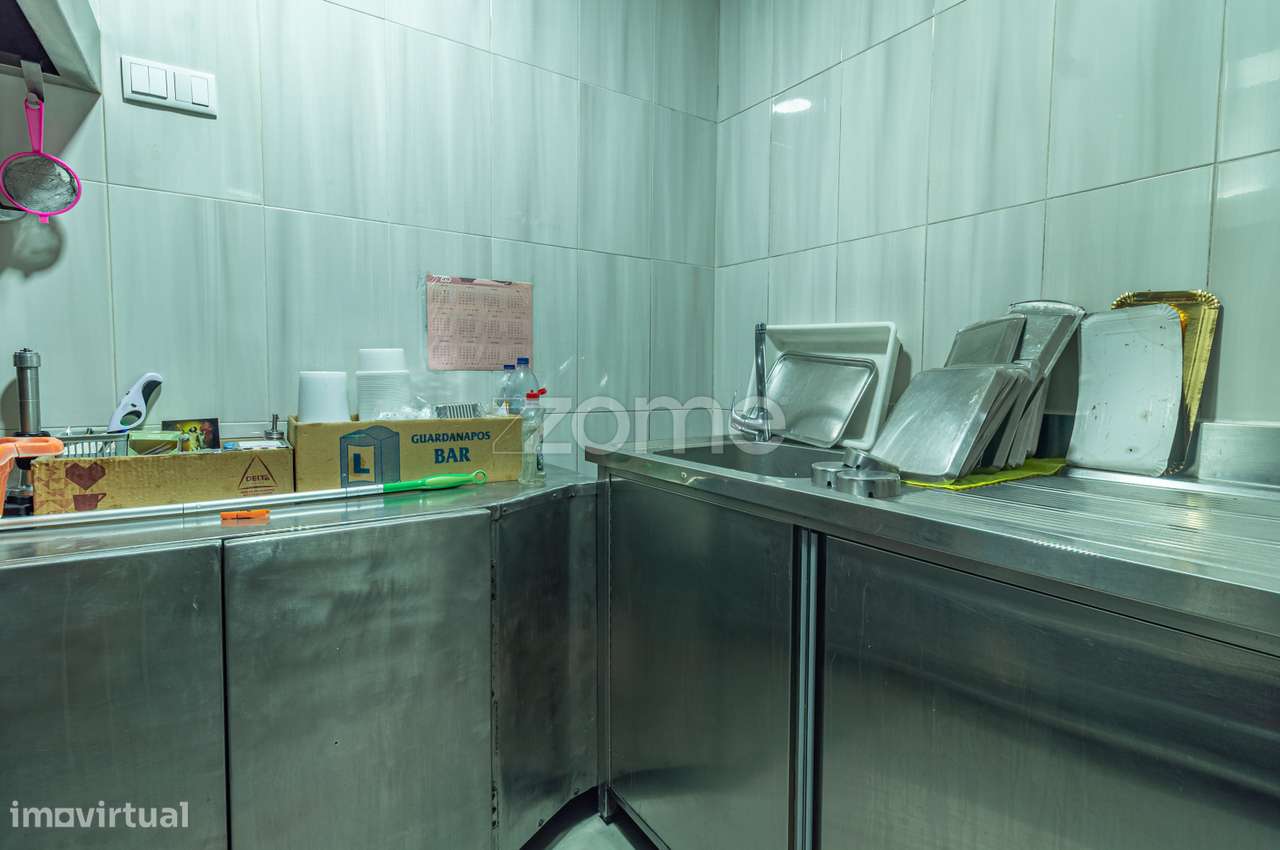 Confeitaria com Fabrico Próprio, em Rio Tinto-10