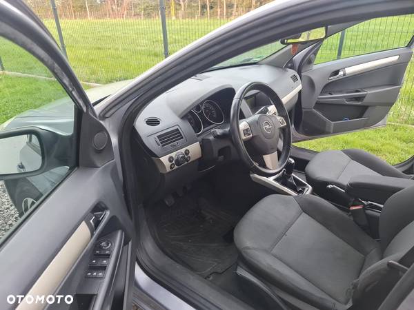 Opel Astra III 1.6 - 8