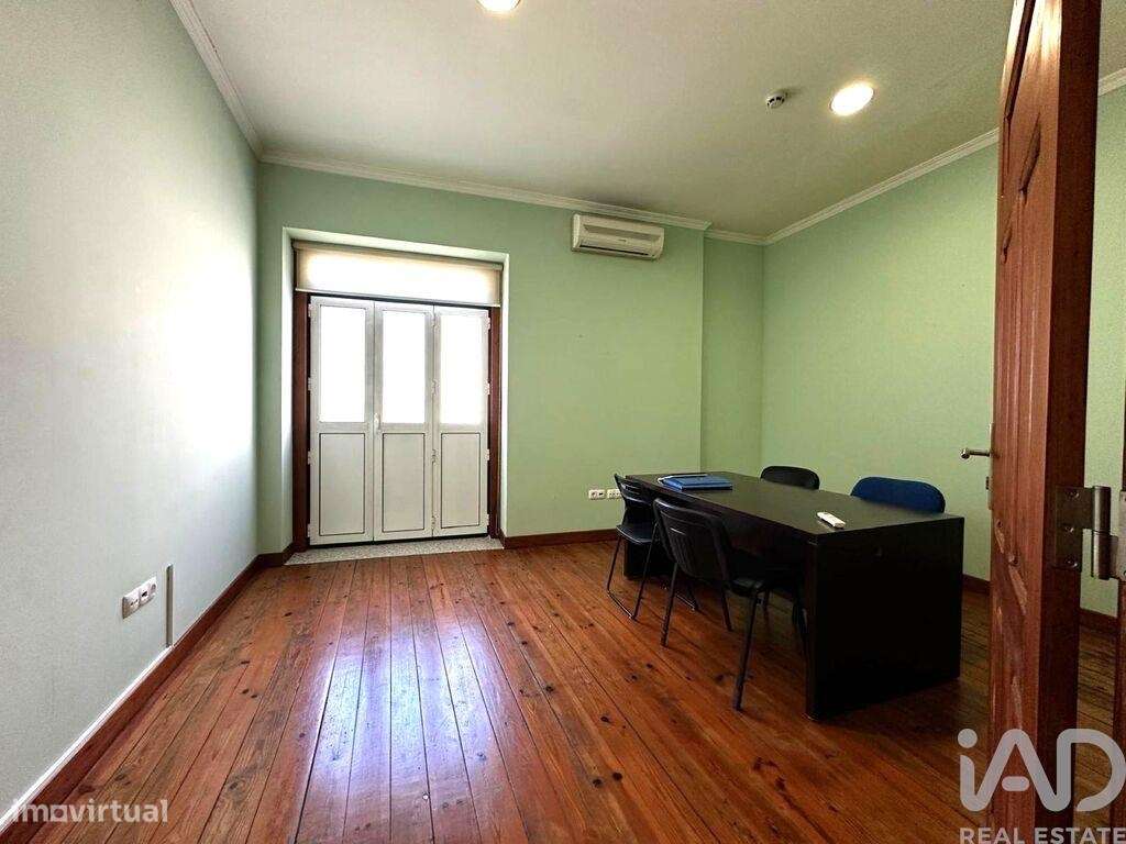 Prédio em Albergaria-a-Velha e Valmaior de 204,00 m2 - Grande imagem: 4/22