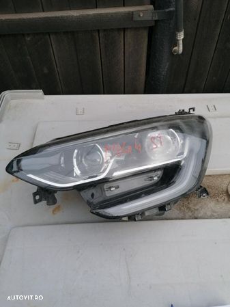 Far stanga Xenon Led Renault Megane 4 - 1