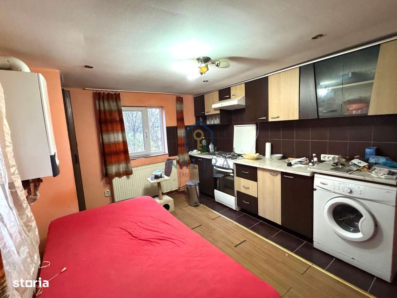 Casa de vanzare  Recea + anexa-10