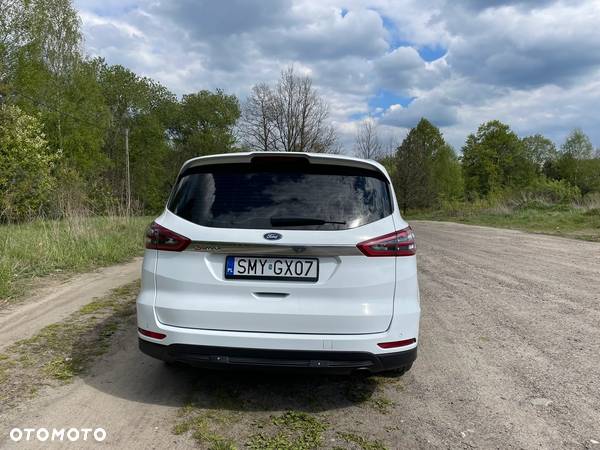 Ford S-Max 2.0 TDCi Titanium PowerShift - 7